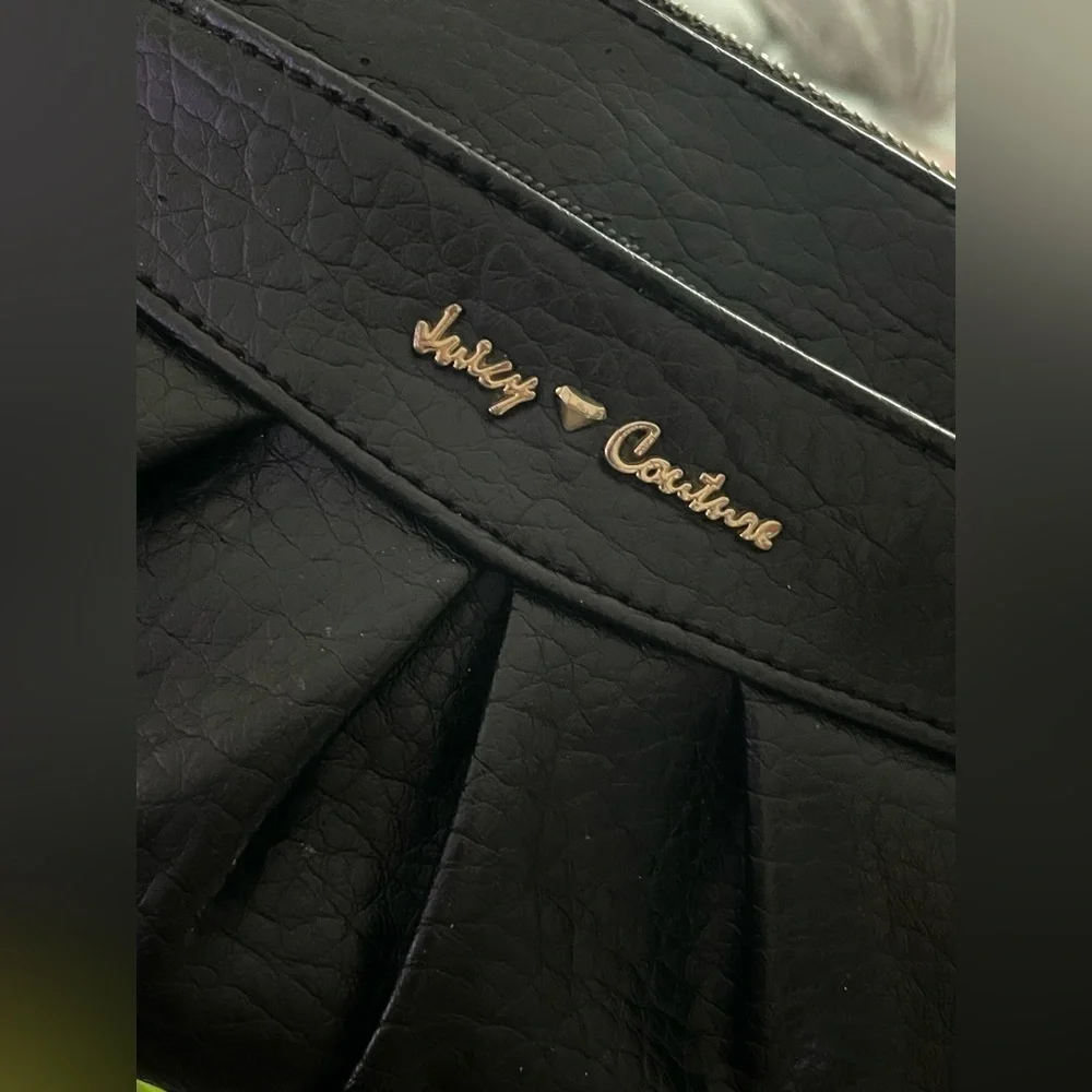 Juicy Couture wristlet
